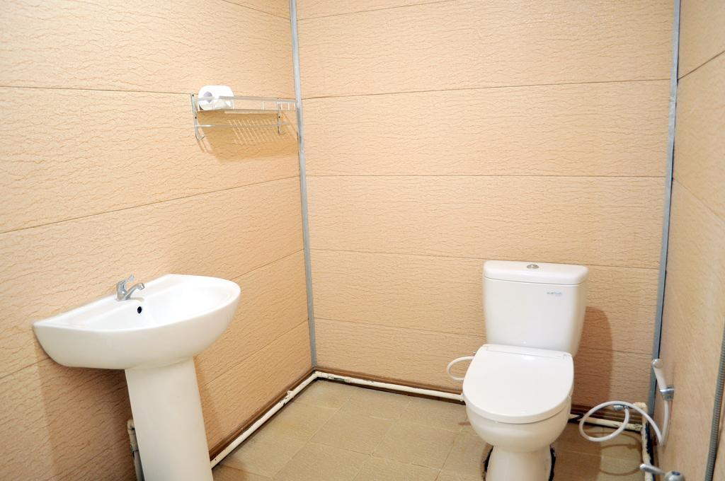 Mimiland Batu Payung Hotel Singkawang Exterior foto